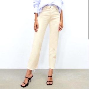 NWOT ZARA STRAIGHT LEG CROP JEANS